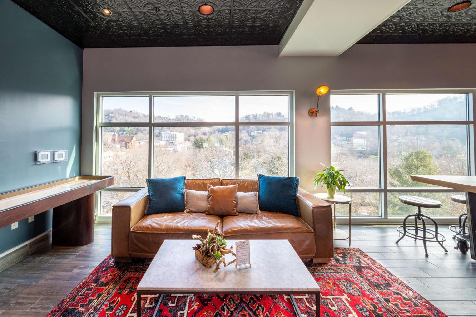 Hilton Garden Inn Asheville Downtown Zewnętrze zdjęcie