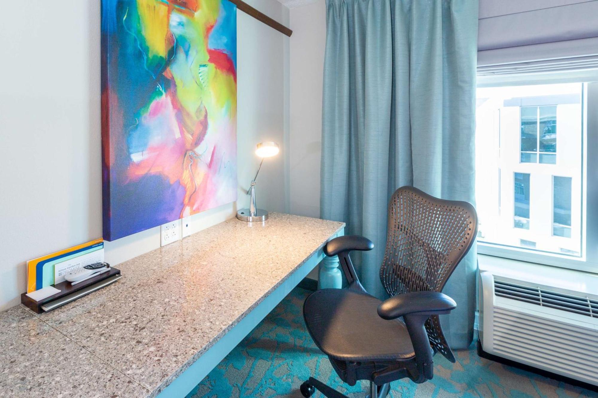 Hilton Garden Inn Asheville Downtown Zewnętrze zdjęcie